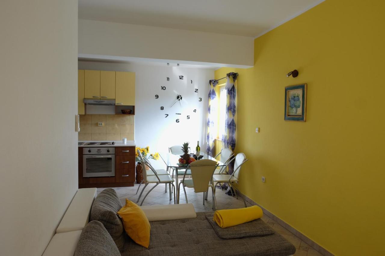 Apartman Precca 苏佩塔斯卡德拉加 外观 照片