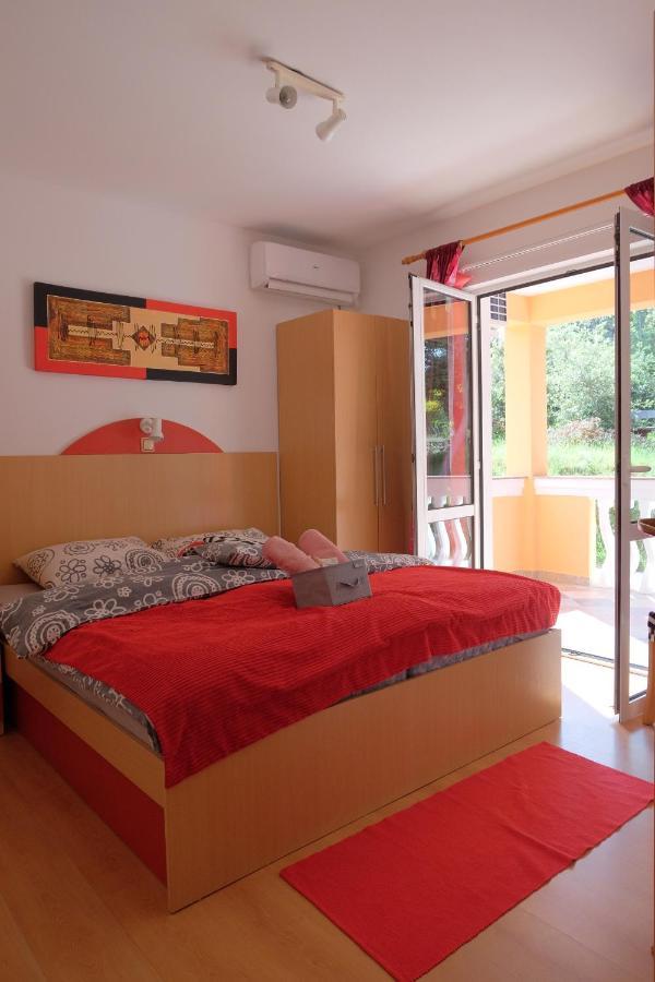 Apartman Precca 苏佩塔斯卡德拉加 外观 照片