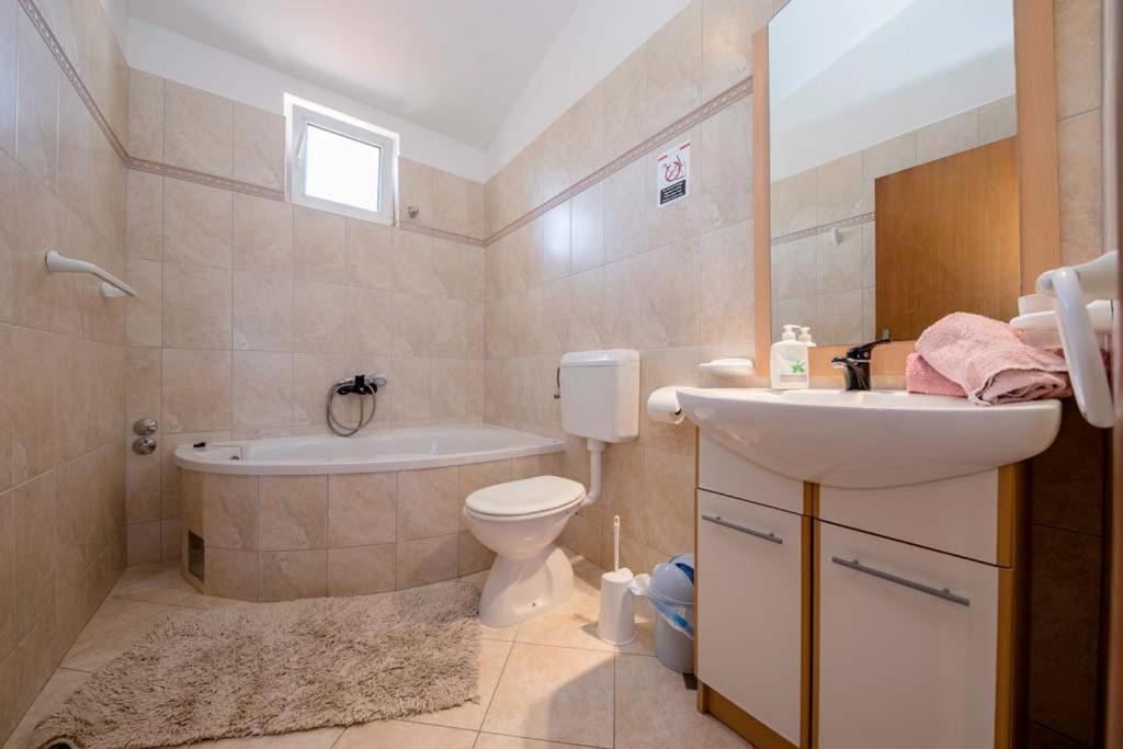 Apartman Precca 苏佩塔斯卡德拉加 外观 照片